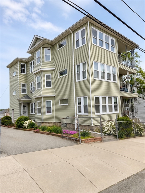 1026 Rock Street, Fall River, Massachusetts, 3 Bedrooms Bedrooms, 6 Rooms Rooms,1 BathroomBathrooms,Residential Lease,For Rent,Rock Street,73531908