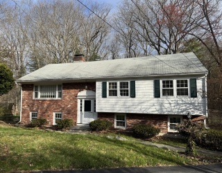 10 Greenwood Ln, Acton, Massachusetts, 4 Bedrooms Bedrooms, 10 Rooms Rooms,3 BathroomsBathrooms,Residential Lease,For Rent,Greenwood Ln,73538961