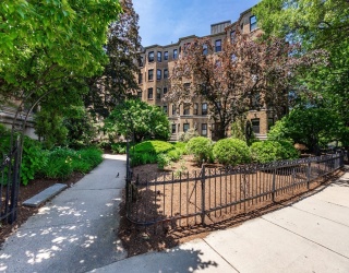 118 Riverway, Boston, Massachusetts, 1 Bedroom Bedrooms, 2 Rooms Rooms,1 BathroomBathrooms,Residential Lease,For Rent,Riverway,73539096