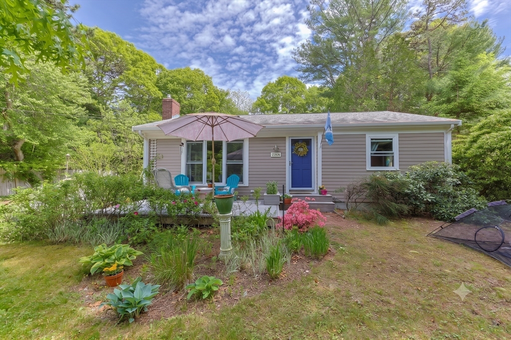 105 Taramac Rd, Barnstable, Massachusetts, 2 Bedrooms Bedrooms, 4 Rooms Rooms,1 BathroomBathrooms,Residential,For Sale,Taramac Rd,73539053