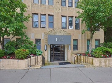 1662 Commonwealth Ave, Boston, Massachusetts, 1 Bedroom Bedrooms, 2 Rooms Rooms,1 BathroomBathrooms,Residential,For Sale,Commonwealth Ave,73539039