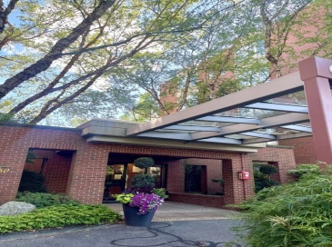 99 Florence St, Newton, Massachusetts, 3 Bedrooms Bedrooms, 6 Rooms Rooms,2 BathroomsBathrooms,Residential Lease,For Rent,Florence St,73539146