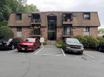 645 West Lowell Avenue, Haverhill, Massachusetts, 2 Bedrooms Bedrooms, 4 Rooms Rooms,1 BathroomBathrooms,Residential Lease,For Rent,West Lowell Avenue,73539223