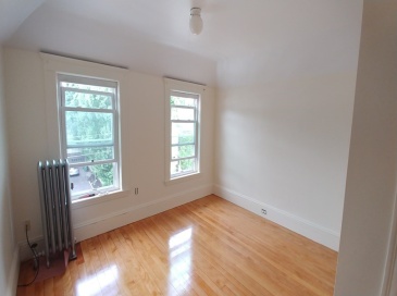 28 Commonwealth Rd, Watertown, Massachusetts, 1 Bedroom Bedrooms, 2 Rooms Rooms,1 BathroomBathrooms,Residential Lease,For Rent,Commonwealth Rd,73539168