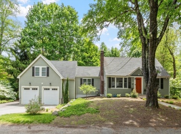 2 Doris Rd, Bedford, Massachusetts, 3 Bedrooms Bedrooms, 8 Rooms Rooms,2 BathroomsBathrooms,Residential,For Sale,Doris Rd,73524629