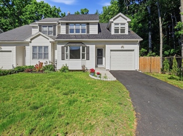 53 Luden St, Springfield, Massachusetts, 3 Bedrooms Bedrooms, 5 Rooms Rooms,1.5 BathroomsBathrooms,Residential,For Sale,Luden St,73539178 53 Luden St, Springfield, Massachusetts, 3 Bedrooms Bedrooms, 5 Rooms Rooms,1.5 BathroomsBathrooms,Residential,For Sale,Luden St,73539178
