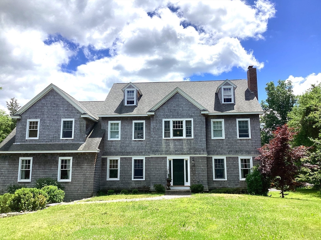 100 Choate, Essex, Massachusetts, 4 Bedrooms Bedrooms, 11 Rooms Rooms,2.5 BathroomsBathrooms,Residential,For Sale,Choate,73539185