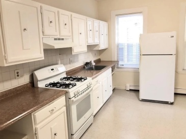 10 Buckley Ave., Boston, Massachusetts, 2 Bedrooms Bedrooms, 4 Rooms Rooms,1 BathroomBathrooms,Residential Lease,For Rent,Buckley Ave.,73539202
