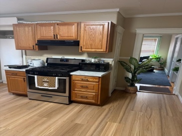 165 Ingleside Ave, Worcester, Massachusetts, 2 Bedrooms Bedrooms, 3 Rooms Rooms,1 BathroomBathrooms,Residential Lease,For Rent,Ingleside Ave,73539251