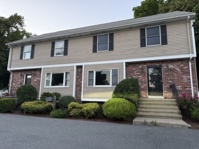 157 Hartford, Natick, Massachusetts, 3 Bedrooms Bedrooms, 7 Rooms Rooms,3.5 BathroomsBathrooms,Residential Lease,For Rent,Hartford,73539256