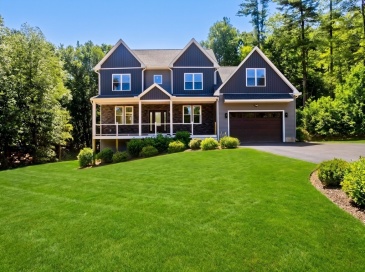 93 Sheep Pasture Rd, Southwick, Massachusetts, 3 Bedrooms Bedrooms, 9 Rooms Rooms,2.5 BathroomsBathrooms,Residential,For Sale,Sheep Pasture Rd,73538114