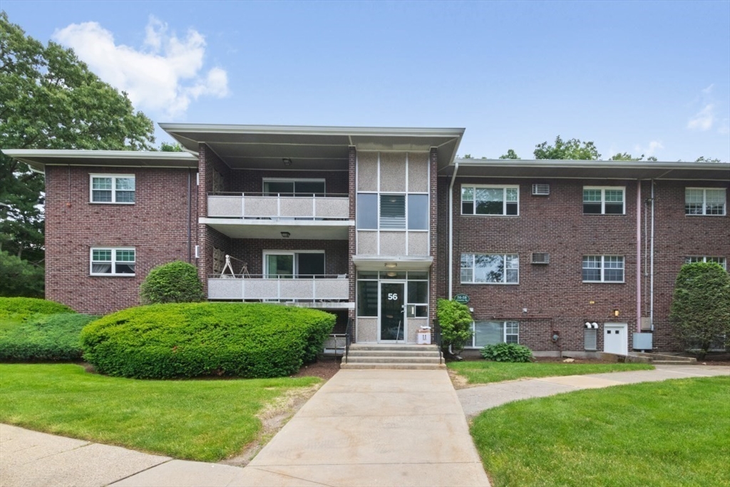 56 Jacqueline Rd, Waltham, Massachusetts, 1 Bedroom Bedrooms, 4 Rooms Rooms,1 BathroomBathrooms,Residential Lease,For Rent,Jacqueline Rd,73539288