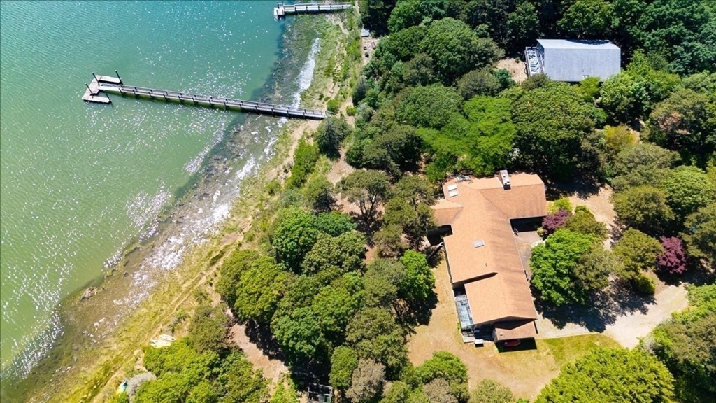 40 Kittiwake Ln, Eastham, Massachusetts, 3 Bedrooms Bedrooms, 7 Rooms Rooms,2 BathroomsBathrooms,Residential,For Sale,Kittiwake Ln,73539170
