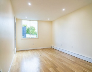 321 Harvard St., Cambridge, Massachusetts, 2 Bedrooms Bedrooms, 5 Rooms Rooms,1.5 BathroomsBathrooms,Residential Lease,For Rent,Harvard St.,73539299