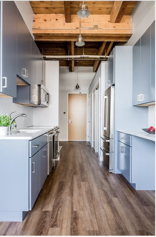 63 Melcher, Boston, Massachusetts, 1 Bedroom Bedrooms, 1 Room Rooms,1 BathroomBathrooms,Residential Lease,For Rent,Melcher,73539321
