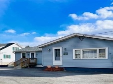 45 Pike St, Salisbury, Massachusetts, 3 Bedrooms Bedrooms, 5 Rooms Rooms,1 BathroomBathrooms,Residential Lease,For Rent,Pike St,73539348 45 Pike St, Salisbury, Massachusetts, 3 Bedrooms Bedrooms, 5 Rooms Rooms,1 BathroomBathrooms,Residential Lease,For Rent,Pike St,73539348