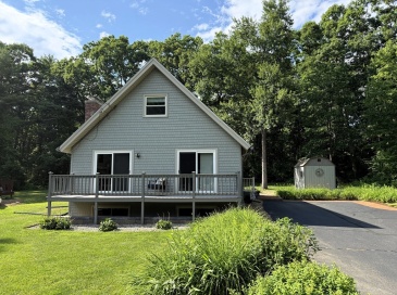 47 Horseshoe Cir, Ware, Massachusetts, 3 Bedrooms Bedrooms, 6 Rooms Rooms,1.5 BathroomsBathrooms,Residential,For Sale,Horseshoe Cir,73539359