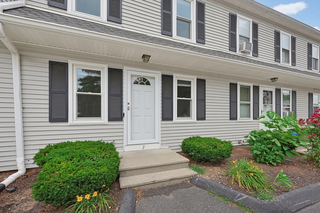 23 Milk St, Attleboro, Massachusetts, 3 Bedrooms Bedrooms, 6 Rooms Rooms,1.5 BathroomsBathrooms,Residential,For Sale,Milk St,73539382