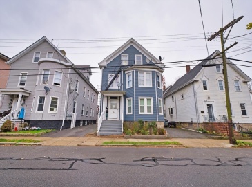 324 Cottage St, New Bedford, Massachusetts, 7 Bedrooms Bedrooms, 19 Rooms Rooms,3 BathroomsBathrooms,Residential Income,For Sale,Cottage St,73539393