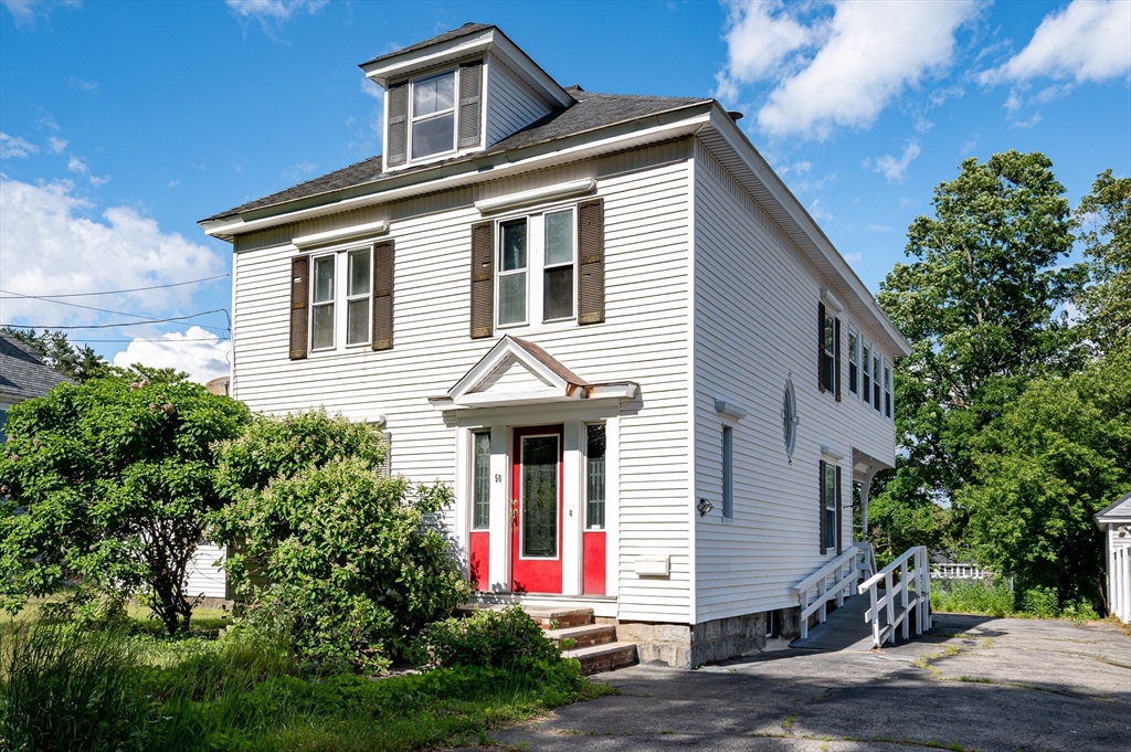 50 Wentworth Avenue, Lowell, Massachusetts, 4 Bedrooms Bedrooms, 10 Rooms Rooms,3 BathroomsBathrooms,Residential,For Sale,Wentworth Avenue,73539384