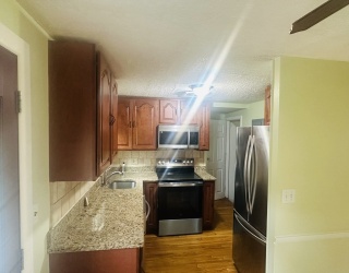48 Wilson Dr, Framingham, Massachusetts, 3 Bedrooms Bedrooms, 5 Rooms Rooms,2 BathroomsBathrooms,Residential Lease,For Rent,Wilson Dr,73539421
