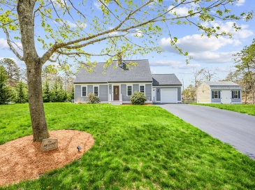 2 W Crossfield Rd, Sandwich, Massachusetts, 4 Bedrooms Bedrooms, 7 Rooms Rooms,2 BathroomsBathrooms,Residential,For Sale,W Crossfield Rd,73512438 2 W Crossfield Rd, Sandwich, Massachusetts, 4 Bedrooms Bedrooms, 7 Rooms Rooms,2 BathroomsBathrooms,Residential,For Sale,W Crossfield Rd,73512438