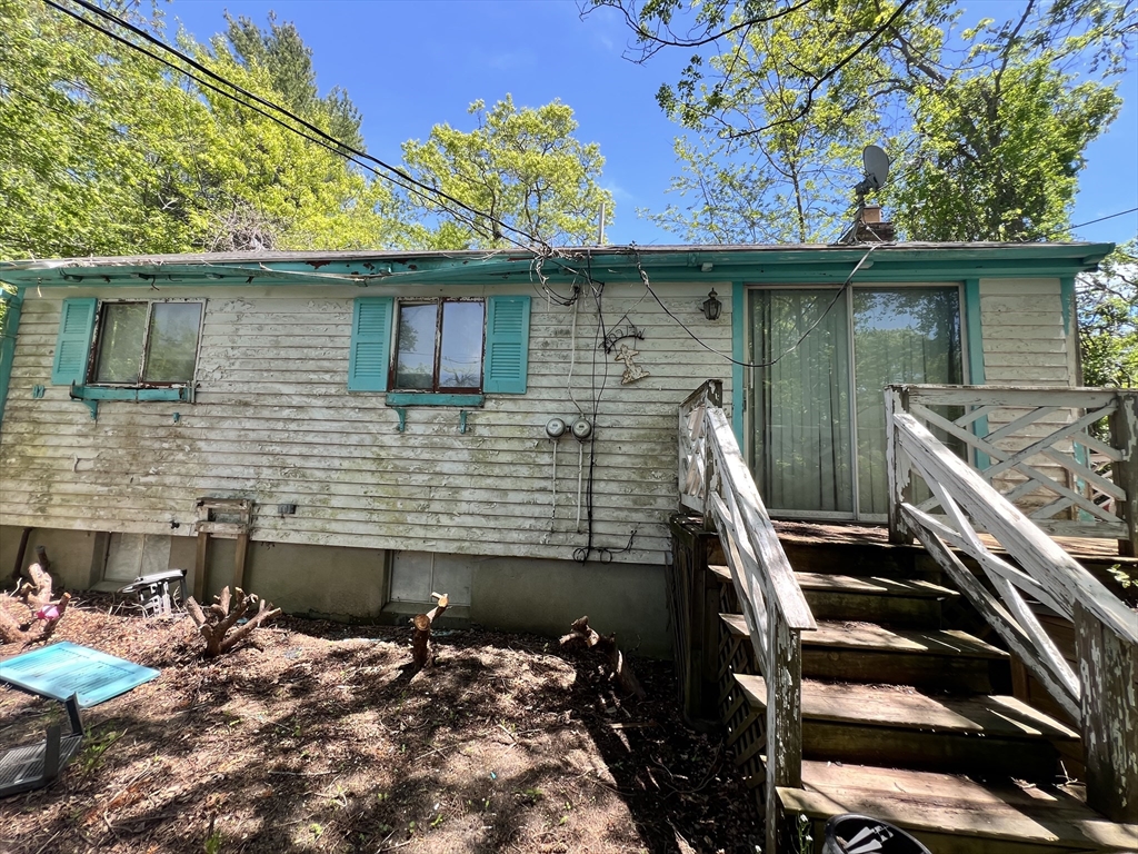 83 Cypress St, Plymouth, Massachusetts, 2 Bedrooms Bedrooms, 5 Rooms Rooms,1 BathroomBathrooms,Residential,For Sale,Cypress St,73527376