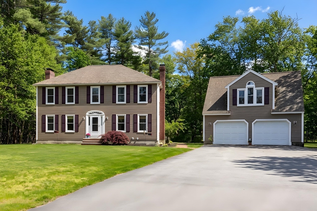 9 Cottle Lane, Freetown, Massachusetts, 3 Bedrooms Bedrooms, 6 Rooms Rooms,2.5 BathroomsBathrooms,Residential,For Sale,Cottle Lane,73519605