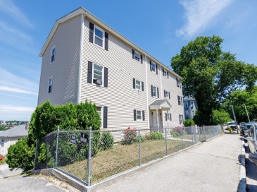 170 Perry Ave, Worcester, Massachusetts, 2 Bedrooms Bedrooms, 4 Rooms Rooms,1 BathroomBathrooms,Residential,For Sale,Perry Ave,73539437 170 Perry Ave, Worcester, Massachusetts, 2 Bedrooms Bedrooms, 4 Rooms Rooms,1 BathroomBathrooms,Residential,For Sale,Perry Ave,73539437