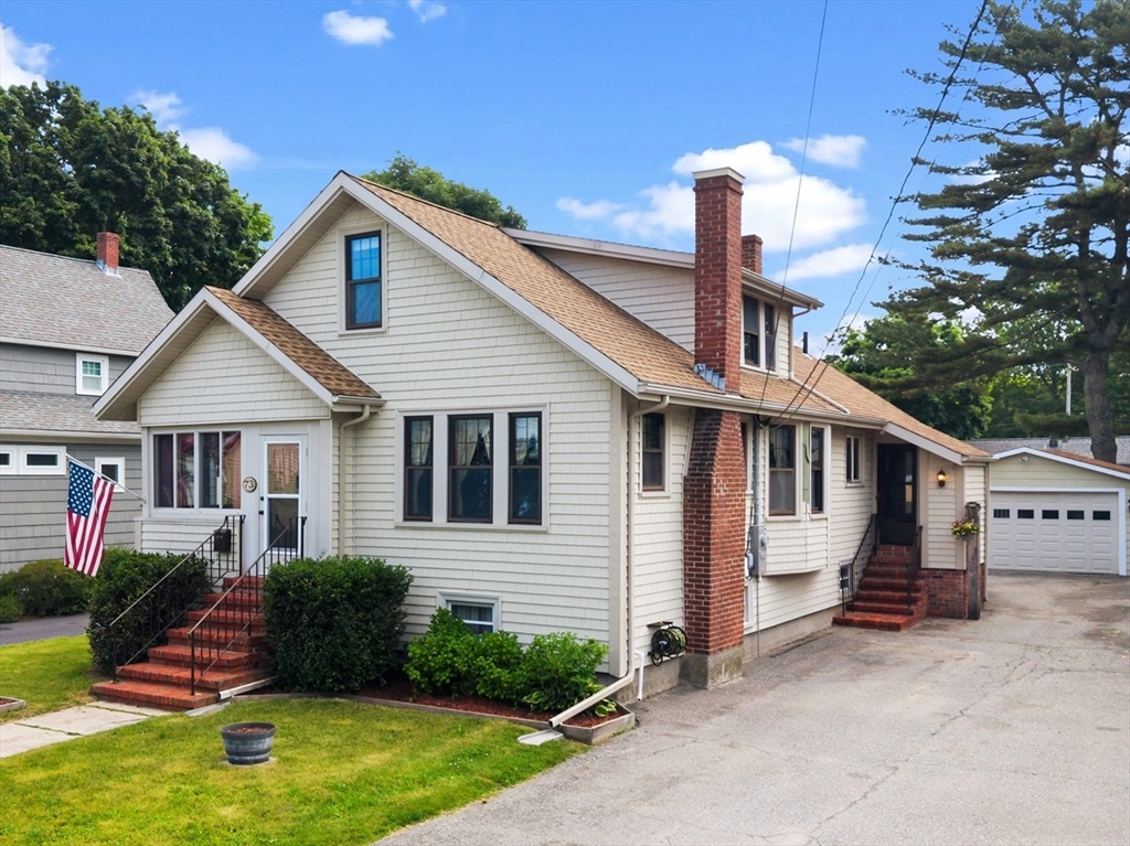 73 Chestnut St, Fairhaven, Massachusetts, 4 Bedrooms Bedrooms, 7 Rooms Rooms,1 BathroomBathrooms,Residential,For Sale,Chestnut St,73539451