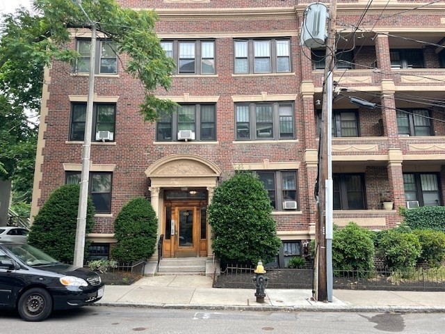 155 Strathmore Rd., Boston, Massachusetts, 2 Bedrooms Bedrooms, 5 Rooms Rooms,1 BathroomBathrooms,Residential Lease,For Rent,Strathmore Rd.,73539455