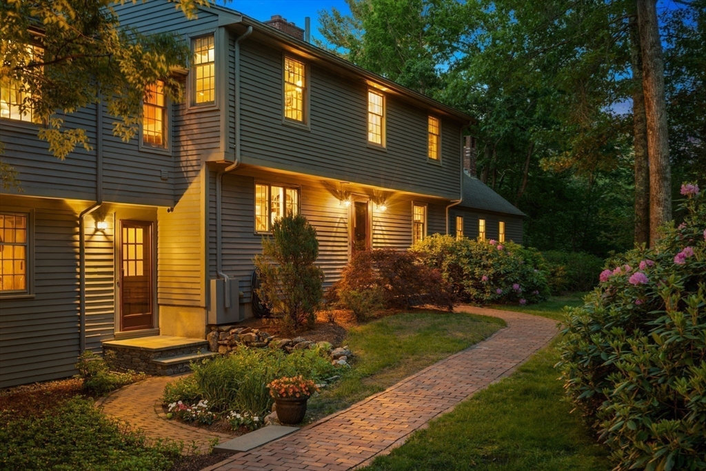 41 Great Rock Rd, Sherborn, Massachusetts, 5 Bedrooms Bedrooms, 10 Rooms Rooms,2.5 BathroomsBathrooms,Residential,For Sale,Great Rock Rd,73534211