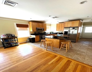 447 East 7th, Boston, Massachusetts, 2 Bedrooms Bedrooms, 4 Rooms Rooms,2 BathroomsBathrooms,Residential Lease,For Rent,East 7th,73539479