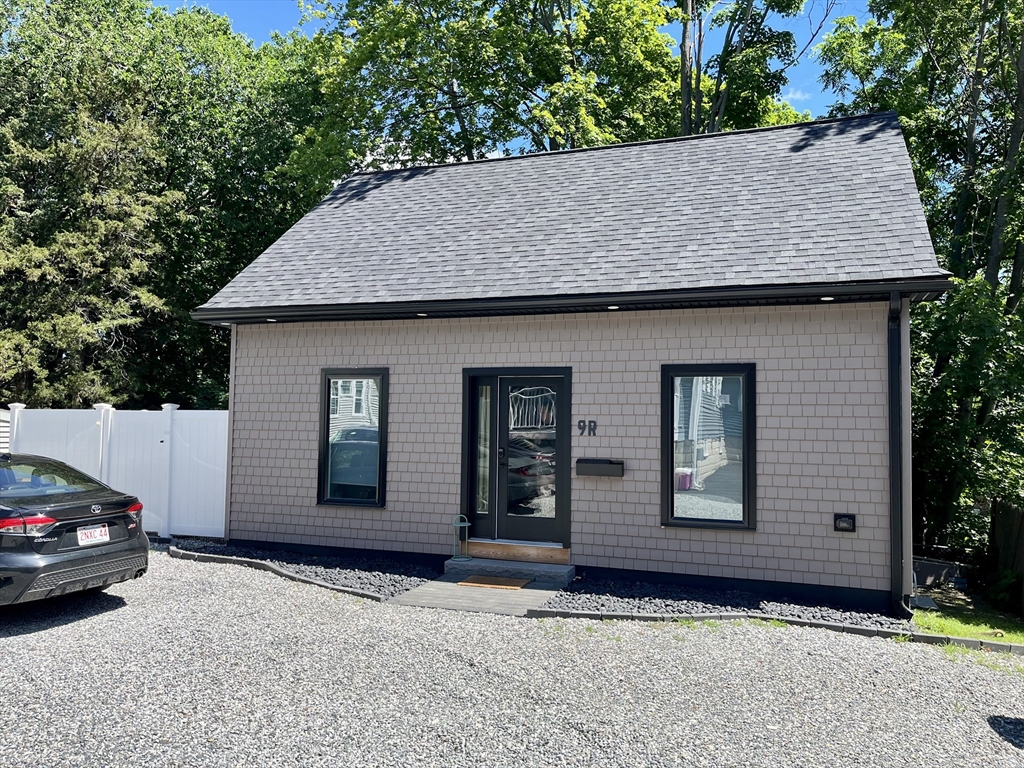 9-11 Revere St, Arlington, Massachusetts, 1 Room Rooms,1 BathroomBathrooms,Residential Lease,For Rent,Revere St,73539488