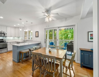4 Deer Haven Rd, Beverly, Massachusetts, 3 Bedrooms Bedrooms, 8 Rooms Rooms,3.5 BathroomsBathrooms,Residential,For Sale,Deer Haven Rd,73532321