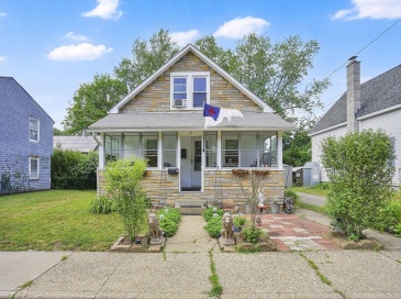 13 Orchard St, Palmer, Massachusetts, 2 Bedrooms Bedrooms, 4 Rooms Rooms,1 BathroomBathrooms,Residential,For Sale,Orchard St,73536442 13 Orchard St, Palmer, Massachusetts, 2 Bedrooms Bedrooms, 4 Rooms Rooms,1 BathroomBathrooms,Residential,For Sale,Orchard St,73536442