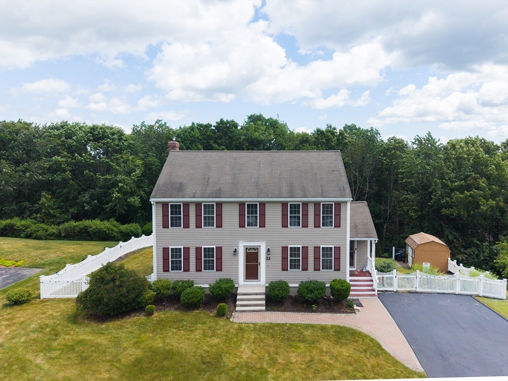 22 Haven Hill Road, Rutland, Massachusetts, 3 Bedrooms Bedrooms, 6 Rooms Rooms,2.5 BathroomsBathrooms,Residential,For Sale,Haven Hill Road,73539541