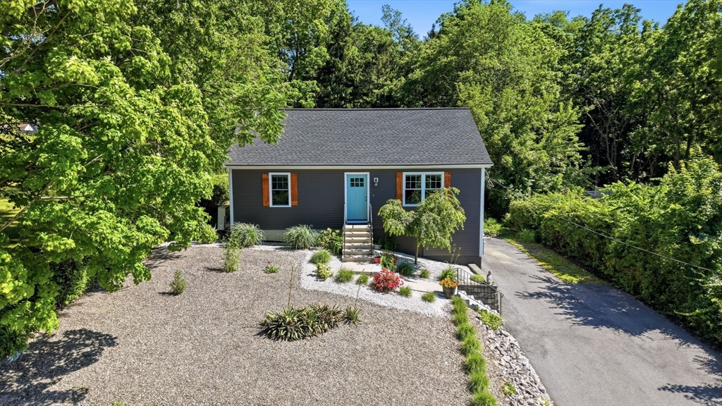 12 Cliff St, Worcester, Massachusetts, 2 Bedrooms Bedrooms, 6 Rooms Rooms,1 BathroomBathrooms,Residential,For Sale,Cliff St,73539551