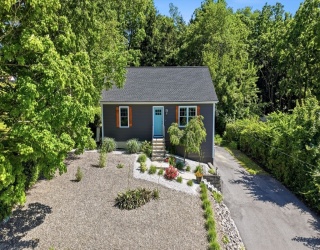 12 Cliff St, Worcester, Massachusetts, 2 Bedrooms Bedrooms, 6 Rooms Rooms,1 BathroomBathrooms,Residential,For Sale,Cliff St,73539551