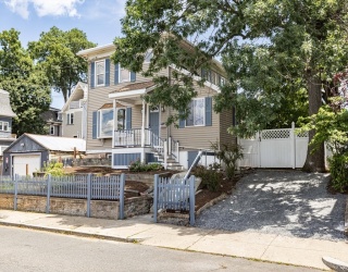 39 Lawley Street, Boston, Massachusetts, 3 Bedrooms Bedrooms, 7 Rooms Rooms,2 BathroomsBathrooms,Residential,For Sale,Lawley Street,73539518