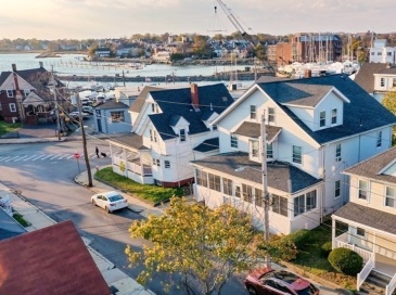 18 Tewksbury St., Winthrop, Massachusetts, 4 Bedrooms Bedrooms, 6 Rooms Rooms,2 BathroomsBathrooms,Residential Lease,For Rent,Tewksbury St.,73539567 18 Tewksbury St., Winthrop, Massachusetts, 4 Bedrooms Bedrooms, 6 Rooms Rooms,2 BathroomsBathrooms,Residential Lease,For Rent,Tewksbury St.,73539567