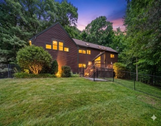 2 Off King Way, Groveland, Massachusetts, 4 Bedrooms Bedrooms, 12 Rooms Rooms,3.5 BathroomsBathrooms,Residential,For Sale,Off King Way,73539569