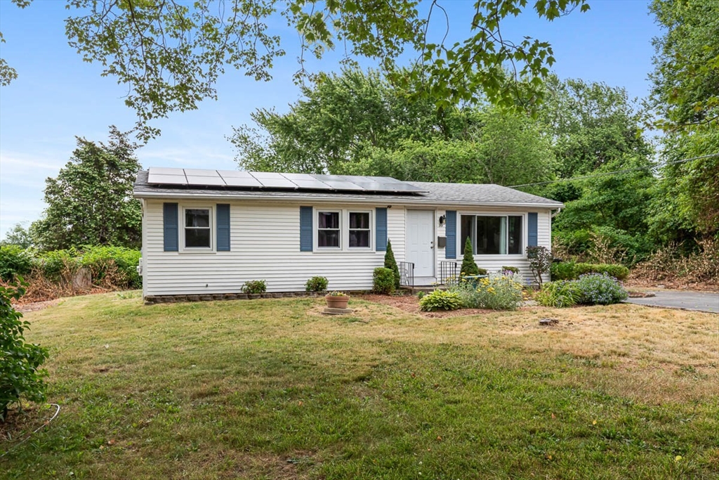 99 Swansom Rd, Swansea, Massachusetts, 3 Bedrooms Bedrooms, 5 Rooms Rooms,1 BathroomBathrooms,Residential,For Sale,Swansom Rd,73539412