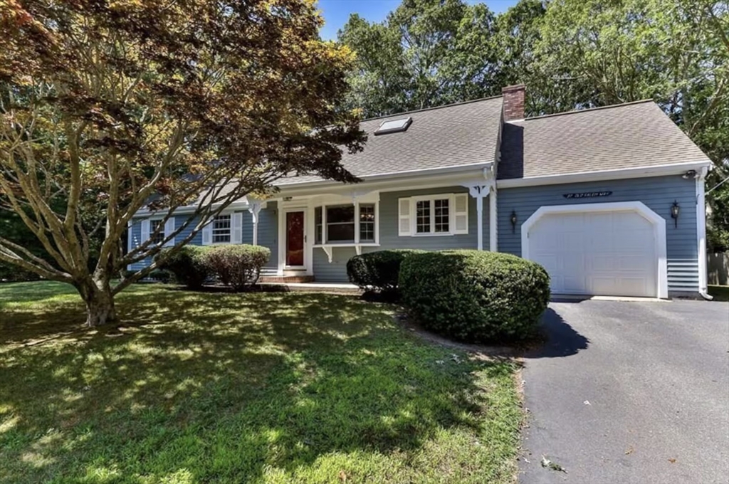 37 Old Salem Way, Barnstable, Massachusetts, 3 Bedrooms Bedrooms, 6 Rooms Rooms,2.5 BathroomsBathrooms,Residential,For Sale,Old Salem Way,73534900