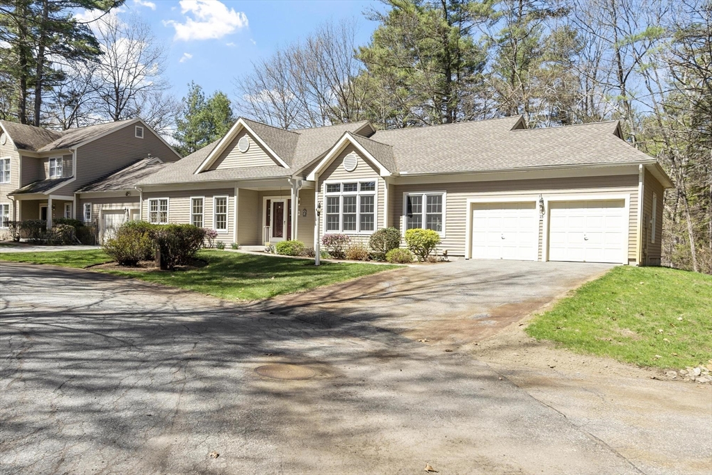 15 Pheasant Ln, Bedford, Massachusetts, 2 Bedrooms Bedrooms, 6 Rooms Rooms,2 BathroomsBathrooms,Residential,For Sale,Pheasant Ln,73509291
