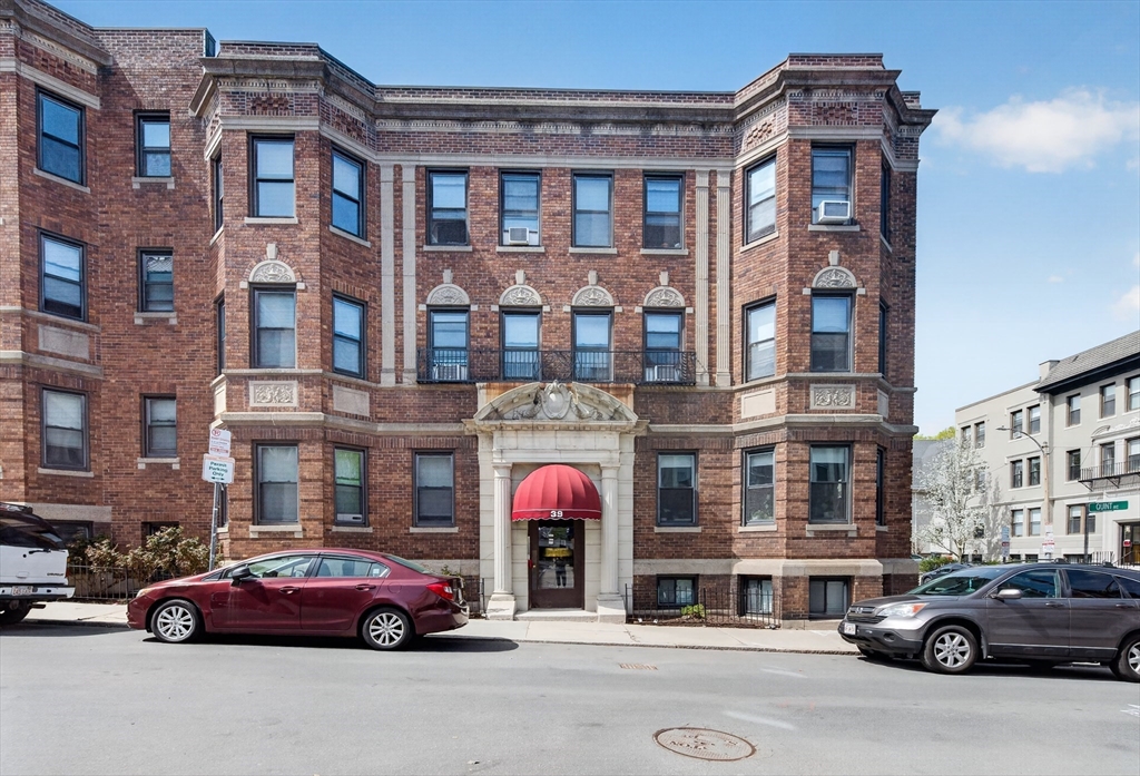 39 Glenville Ave, Boston, Massachusetts, 2 Rooms Rooms,1 BathroomBathrooms,Residential,For Sale,Glenville Ave,73507781