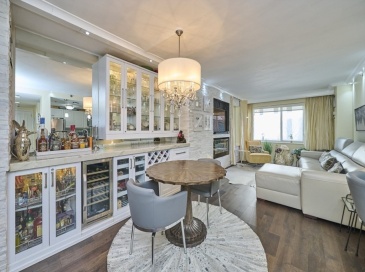 10 Museum Way, Cambridge, Massachusetts, 2 Bedrooms Bedrooms, 5 Rooms Rooms,2 BathroomsBathrooms,Residential,For Sale,Museum Way,73481925 10 Museum Way, Cambridge, Massachusetts, 2 Bedrooms Bedrooms, 5 Rooms Rooms,2 BathroomsBathrooms,Residential,For Sale,Museum Way,73481925
