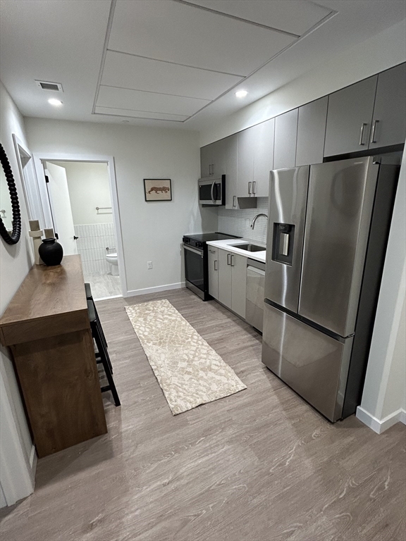 47 Winter Street, Boston, Massachusetts, 3 Bedrooms Bedrooms, 4 Rooms Rooms,1 BathroomBathrooms,Residential Lease,For Rent,Winter Street,73514694