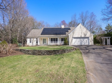 70 Salem Rd, Longmeadow, Massachusetts, 4 Bedrooms Bedrooms, 9 Rooms Rooms,3 BathroomsBathrooms,Residential,For Sale,Salem Rd,73500353 70 Salem Rd, Longmeadow, Massachusetts, 4 Bedrooms Bedrooms, 9 Rooms Rooms,3 BathroomsBathrooms,Residential,For Sale,Salem Rd,73500353