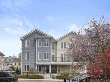 6 Ashland, Boston, Massachusetts, 2 Bedrooms Bedrooms, 5 Rooms Rooms,2 BathroomsBathrooms,Residential,For Sale,Ashland,73491580